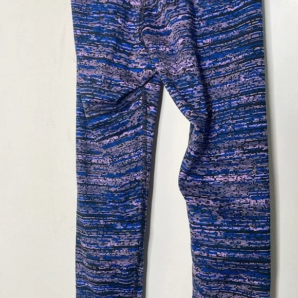 Nike Pro XS purple black leggings - Picture 3 of 4